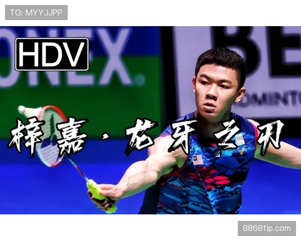 李梓嘉训练室门口那架跑步机，比我家沙发都炸裂，谁受得了啊？